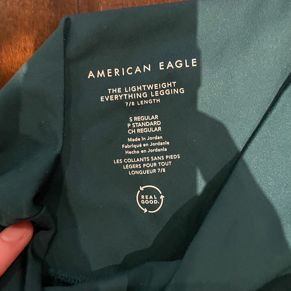 Green leggings with V line AEO - Picture 3 of 3